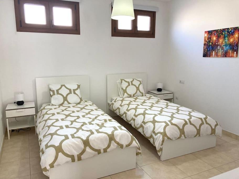 Luxury 4-Bedroom Villa With Heated Pool + Sea View Playa Blanca  Exterior photo